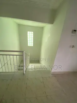 6bedrooms House for Rent