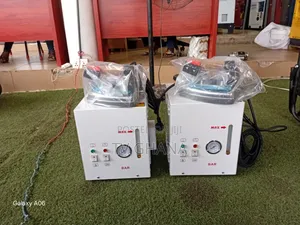 Electric Steam Iron 220V 1600W – Powerful Heat Excellent Steam1600W
