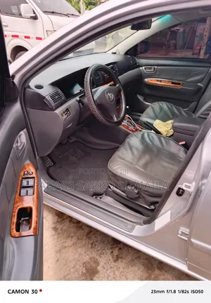 Toyota Corolla 2013 Silver