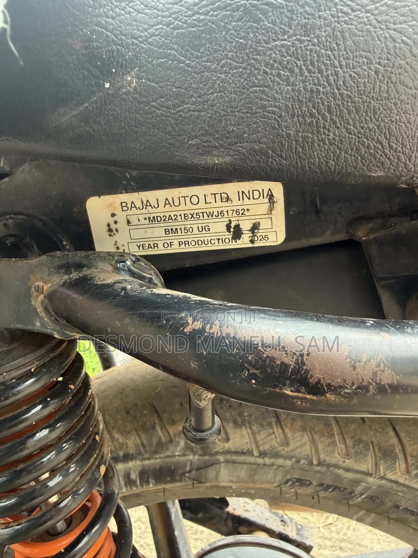 Bajaj Boxer 150 UG 2025 Red