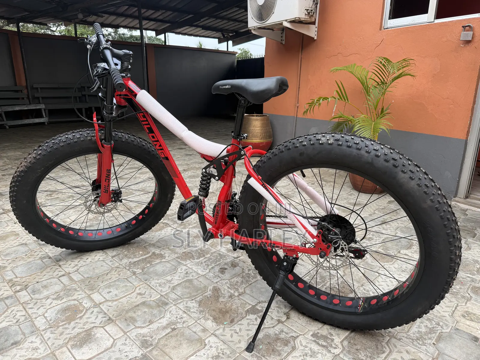 Fat Tyre Mountain Bike