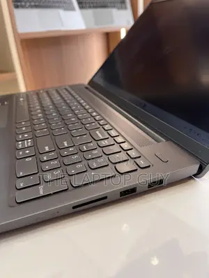 Laptop Lenovo IdeaPad 5 Slim 13th Gen i7 16GB Intel Core i7 SSD 512GB