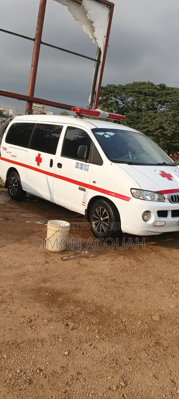 Hyundai H1 2005 White