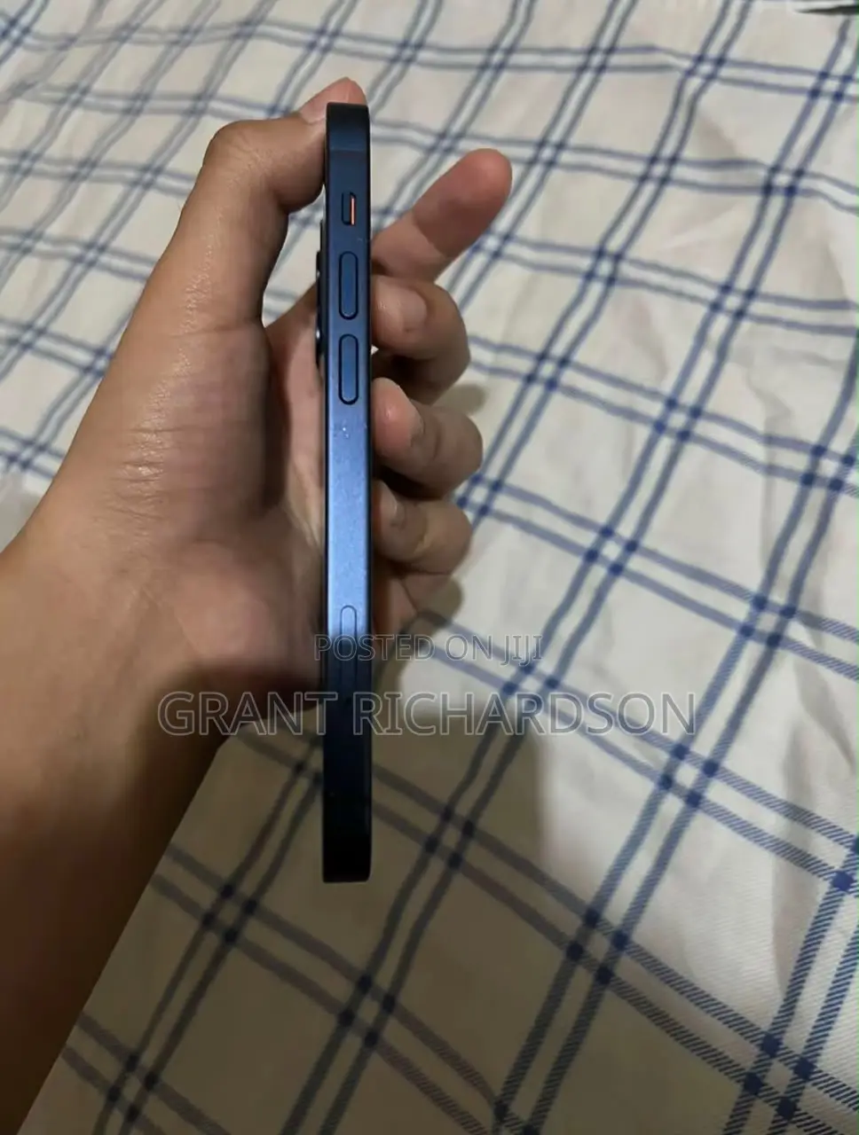 Apple iPhone 12 64 GB Blue