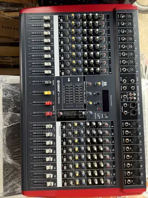 This Is the Yamaha BIX-1600USB 16Channels Powered Mixer 3000W