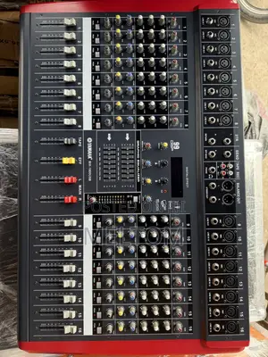 This Is the Yamaha BIX-1600USB 16Channels Powered Mixer 3000W