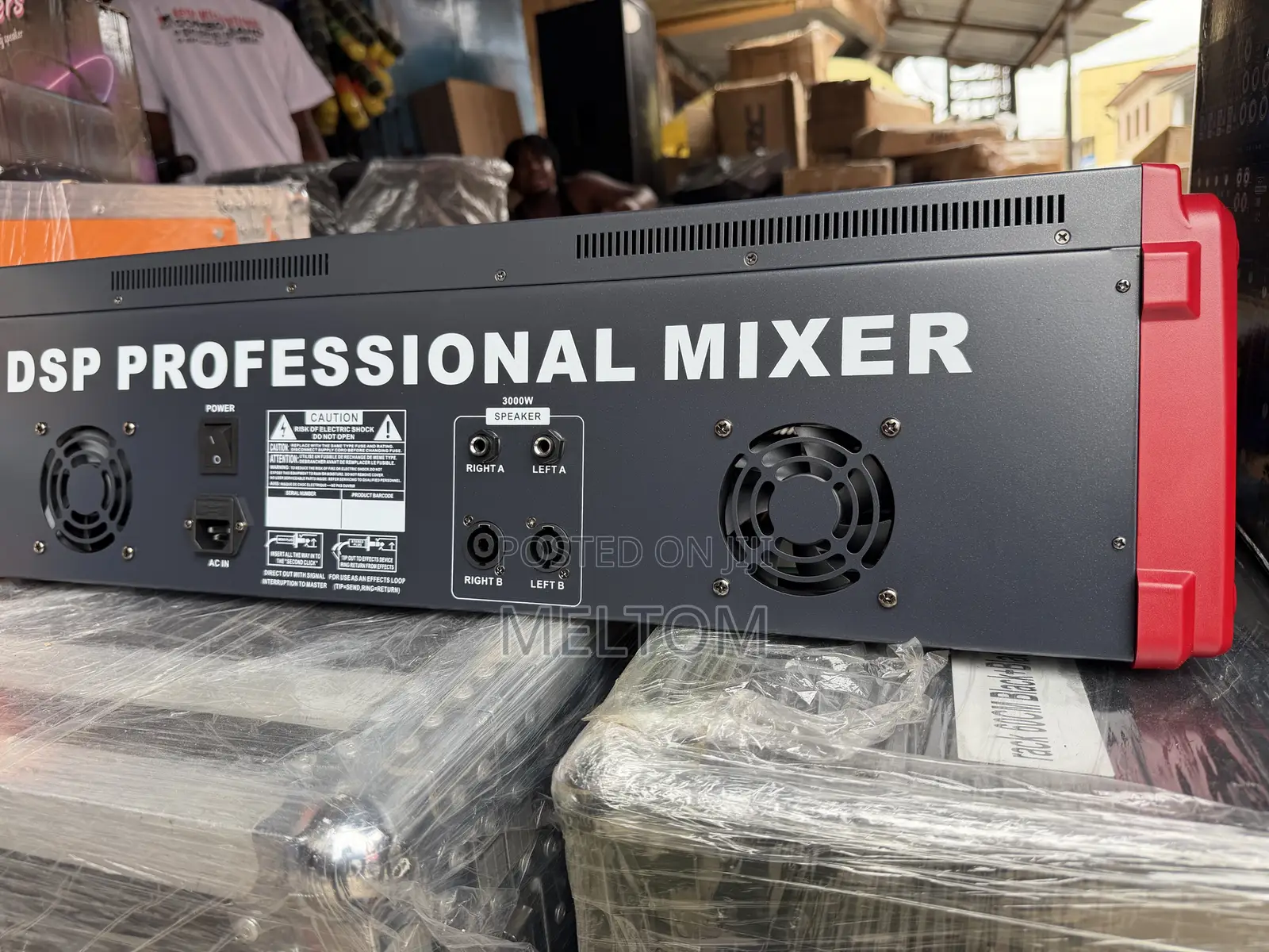 This Is the Yamaha BIX-1600USB 16Channels Powered Mixer 3000W