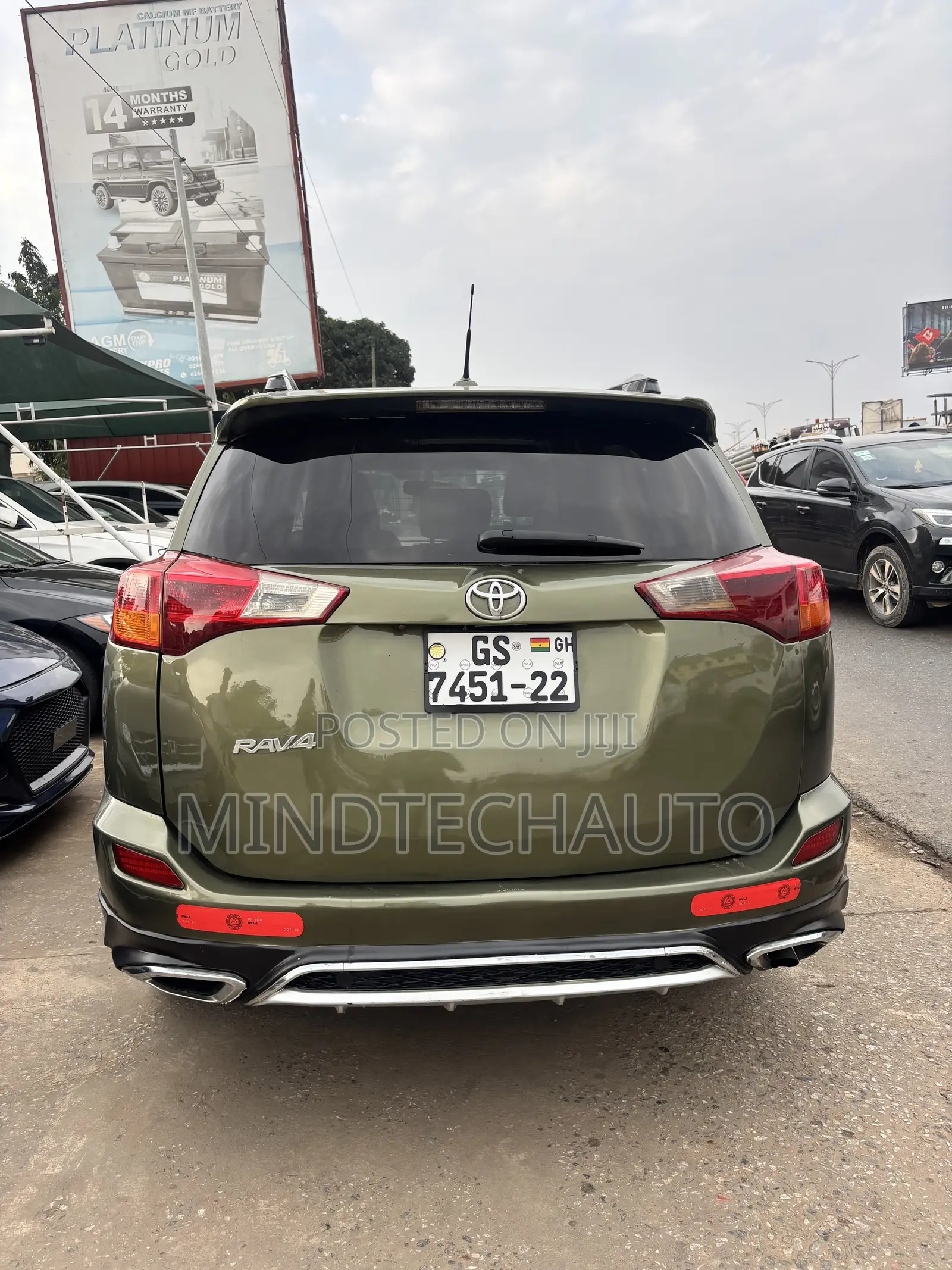 Toyota RAV4 Limited AWD (2.5L 4cyl 6A) 2016 Green