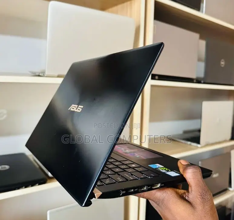 Laptop Asus Zenbook 14 UX434 16GB Intel Core i7 SSD 512GB