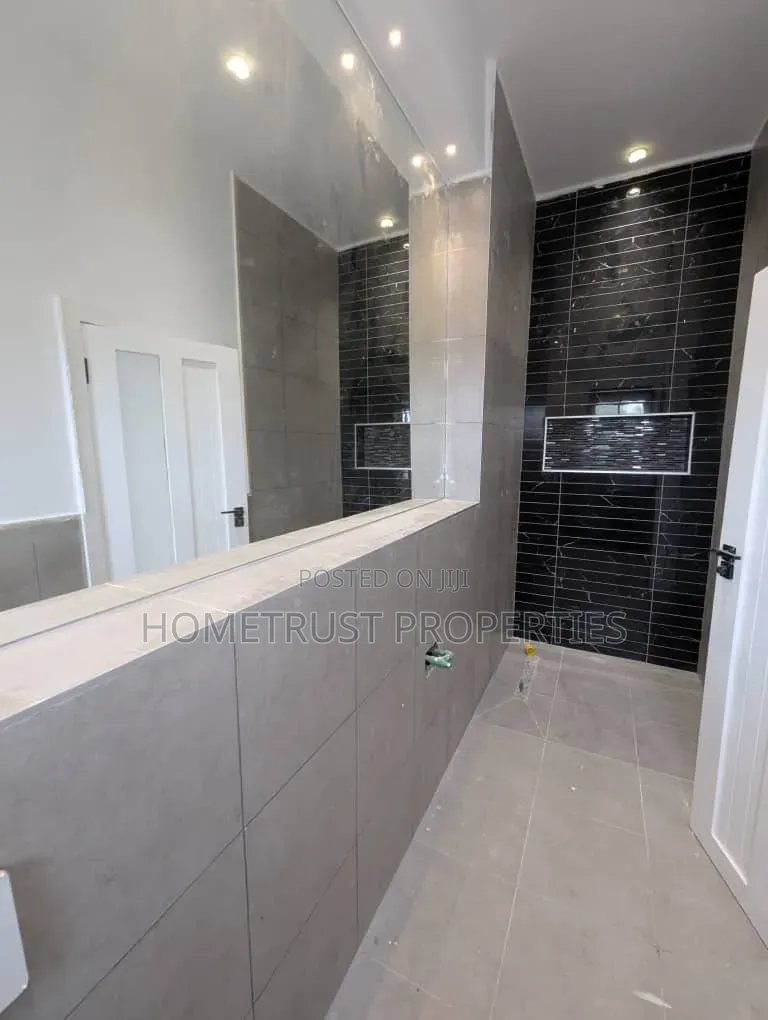4bdrm Duplex in Achimota Tantra, Unity Closed for sale