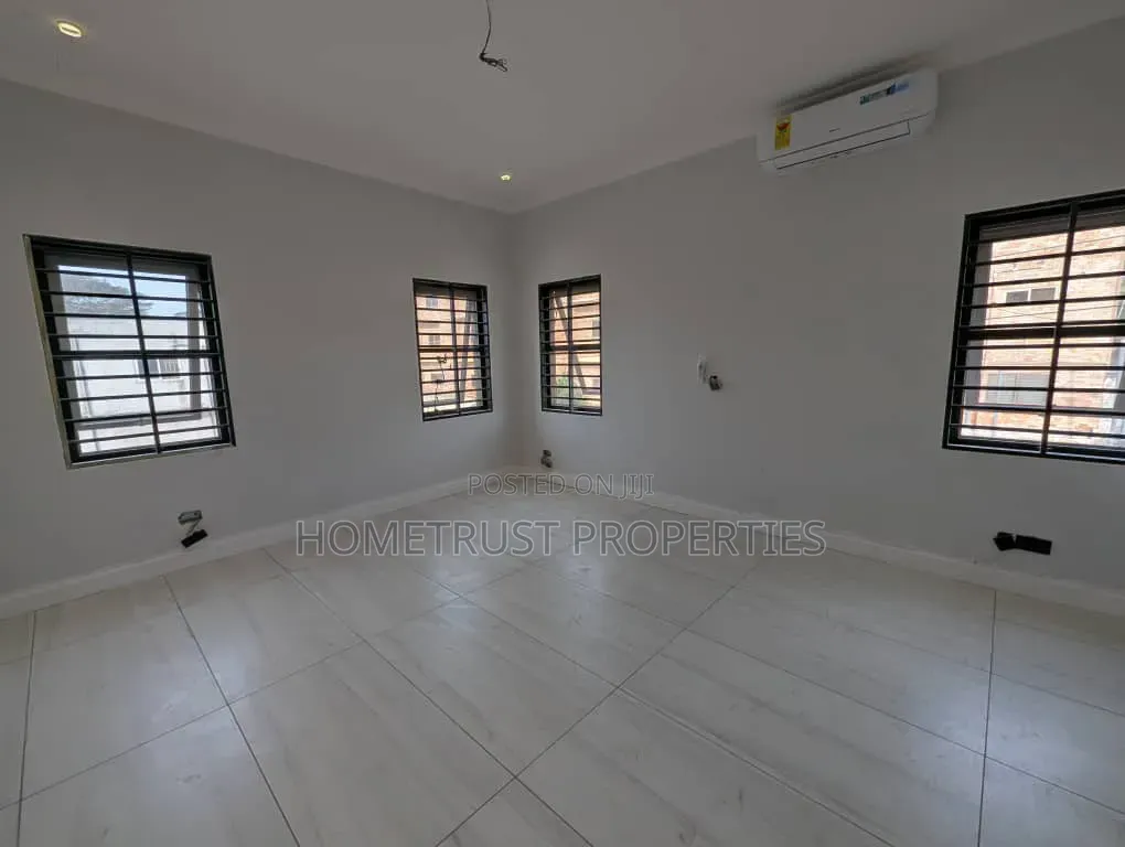 4bdrm Duplex in Achimota Tantra, Unity Closed for sale