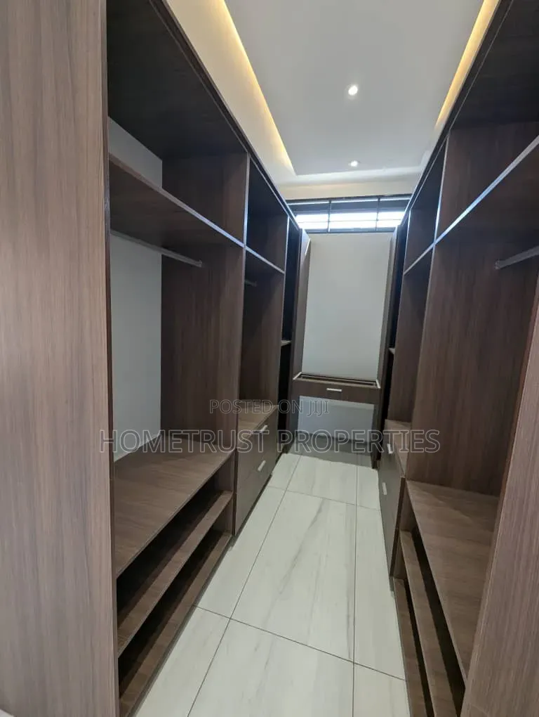 4bdrm Duplex in Achimota Tantra, Unity Closed for sale