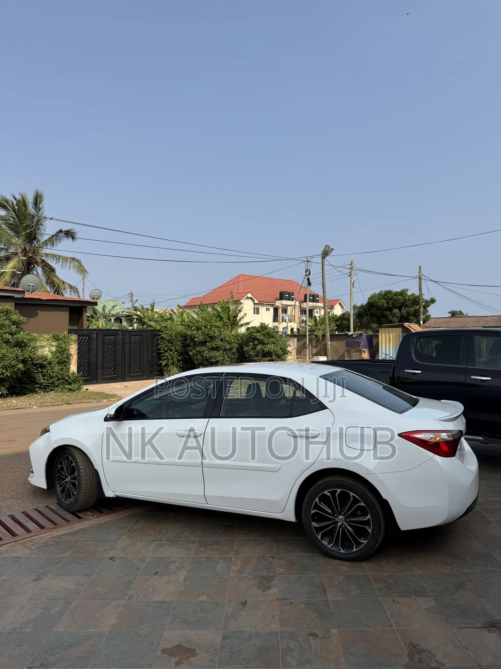 Toyota Corolla S 4dr Sedan (1.8L 4cyl CVT) 2015 White