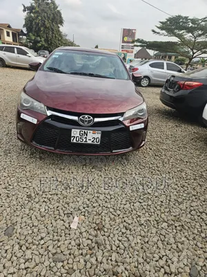 Toyota Camry 2016 Red