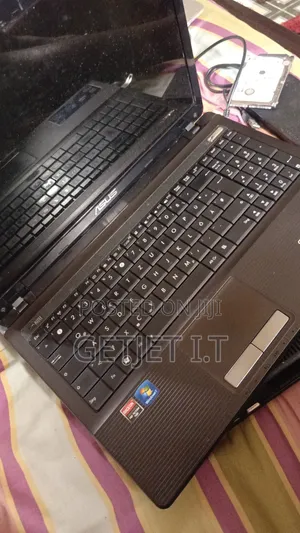 Laptop Asus 8GB AMD A6 HDD 320GB