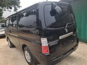 Nissan Caravan (Urvan) 2010 Black