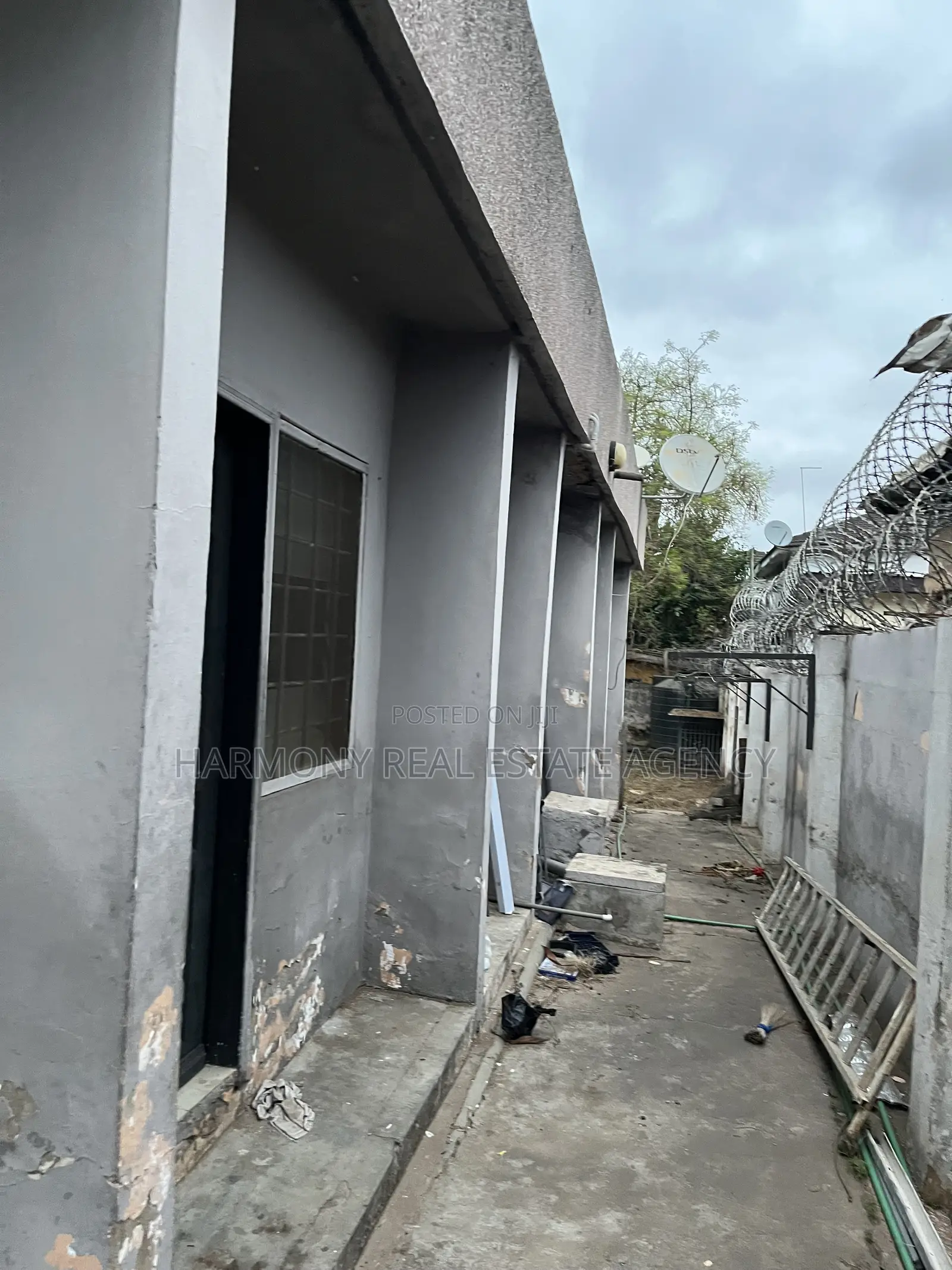 4bdrm House in Abofu for sale
