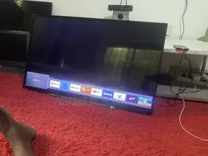 A Very Nice Home Used 40 Inches Smart Toshiba TV for Sale