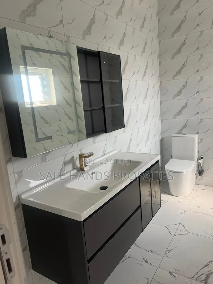 4bdrm House in Bortema, Accra Metropolitan for sale