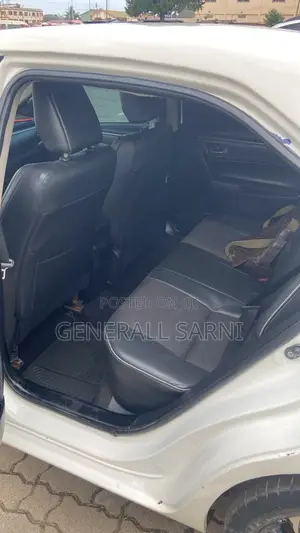 Toyota Corolla 2016 White