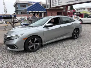 Honda Civic 2018 Silver