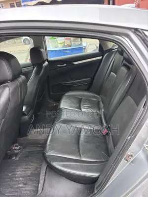 Honda Civic 2018 Silver