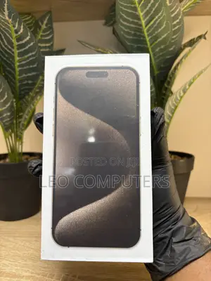 New Apple iPhone 15 Pro Max 256 GB Graphite