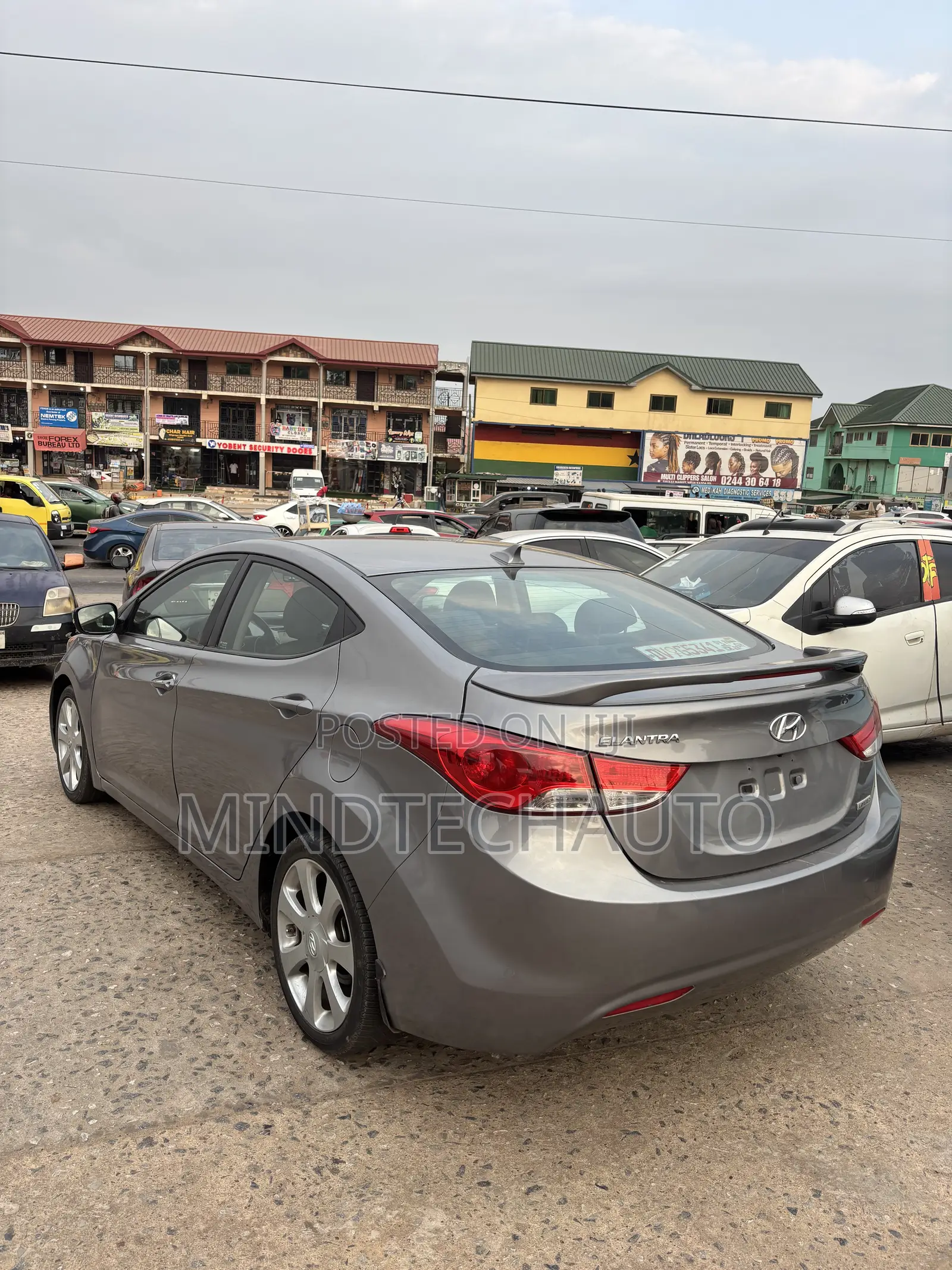 Hyundai Elantra Limited Sedan FWD (1.8L 4cyl 6A) 2013 Gray