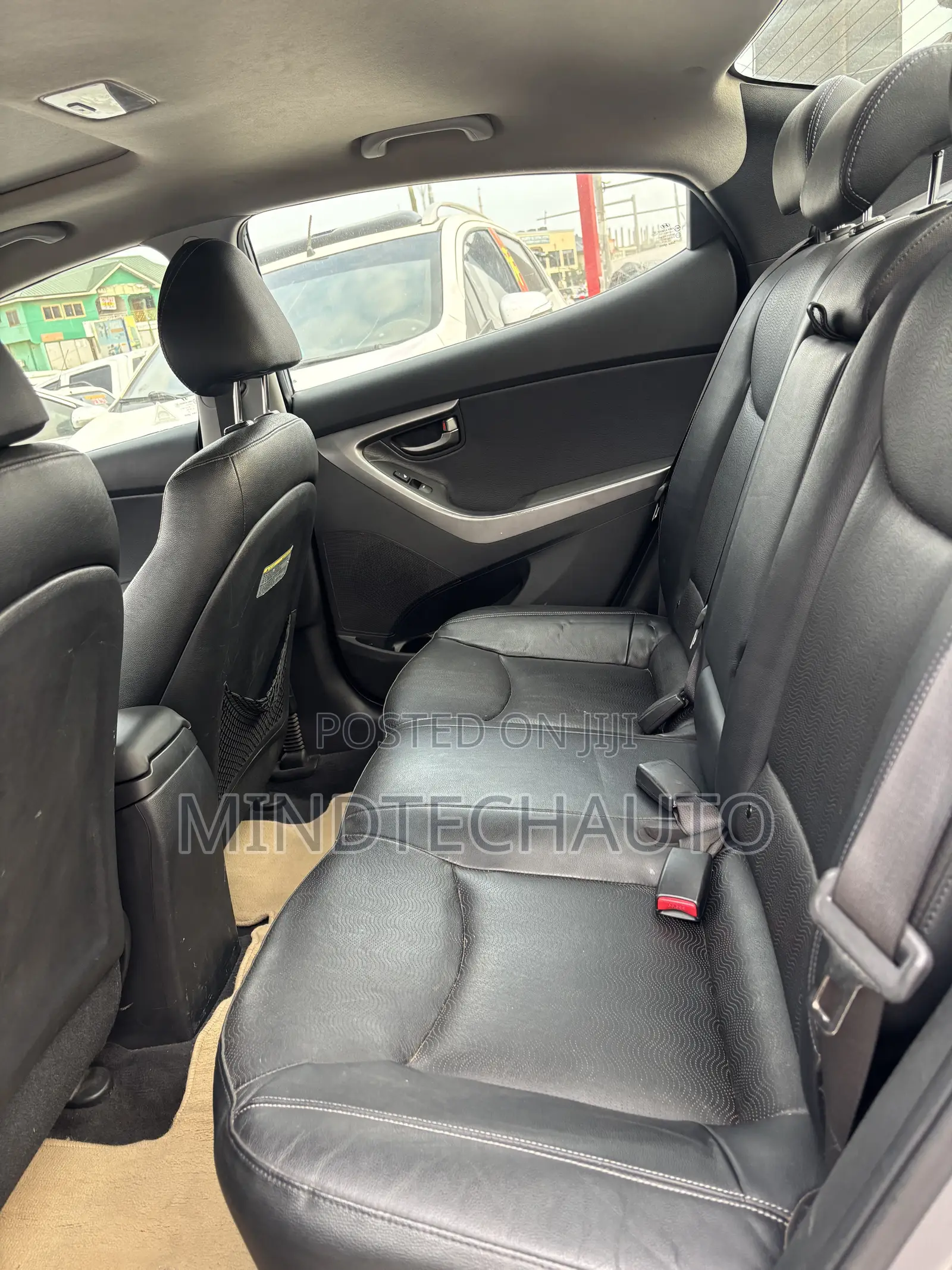 Hyundai Elantra Limited Sedan FWD (1.8L 4cyl 6A) 2013 Gray