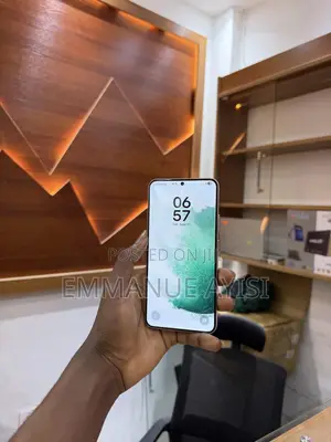 Samsung Galaxy S22+ 5G 128 GB White
