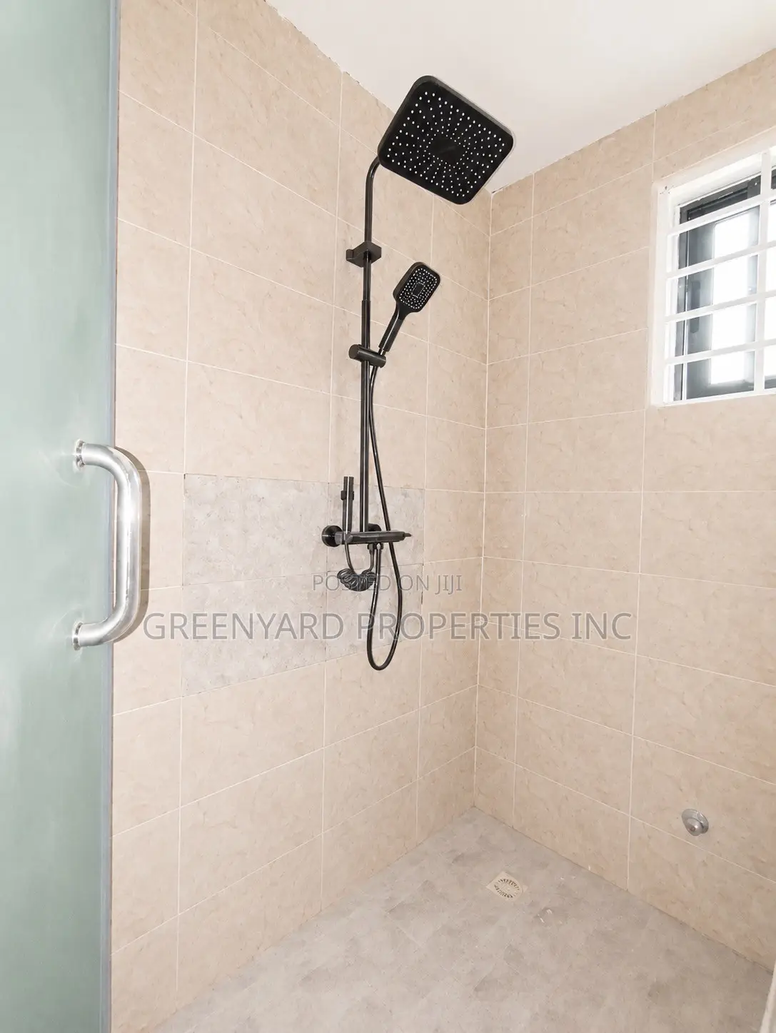 2bdrm Apartment in Nmai Dzorn, Ashaley Botwe for rent