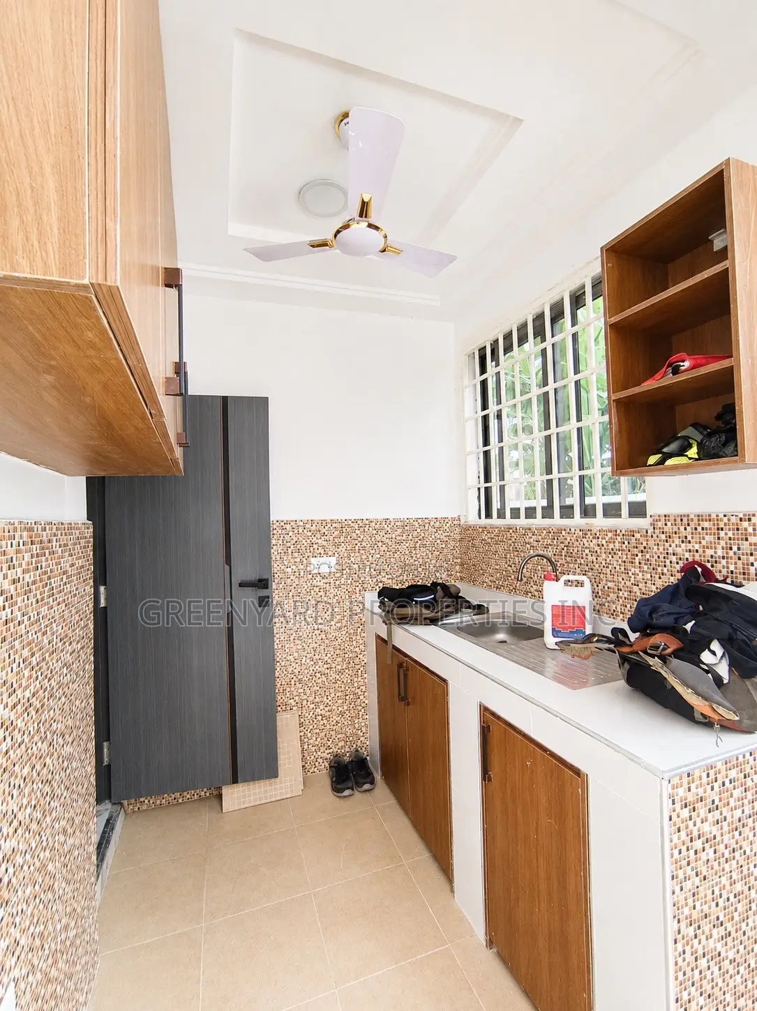 2bdrm Apartment in Nmai Dzorn, Ashaley Botwe for rent