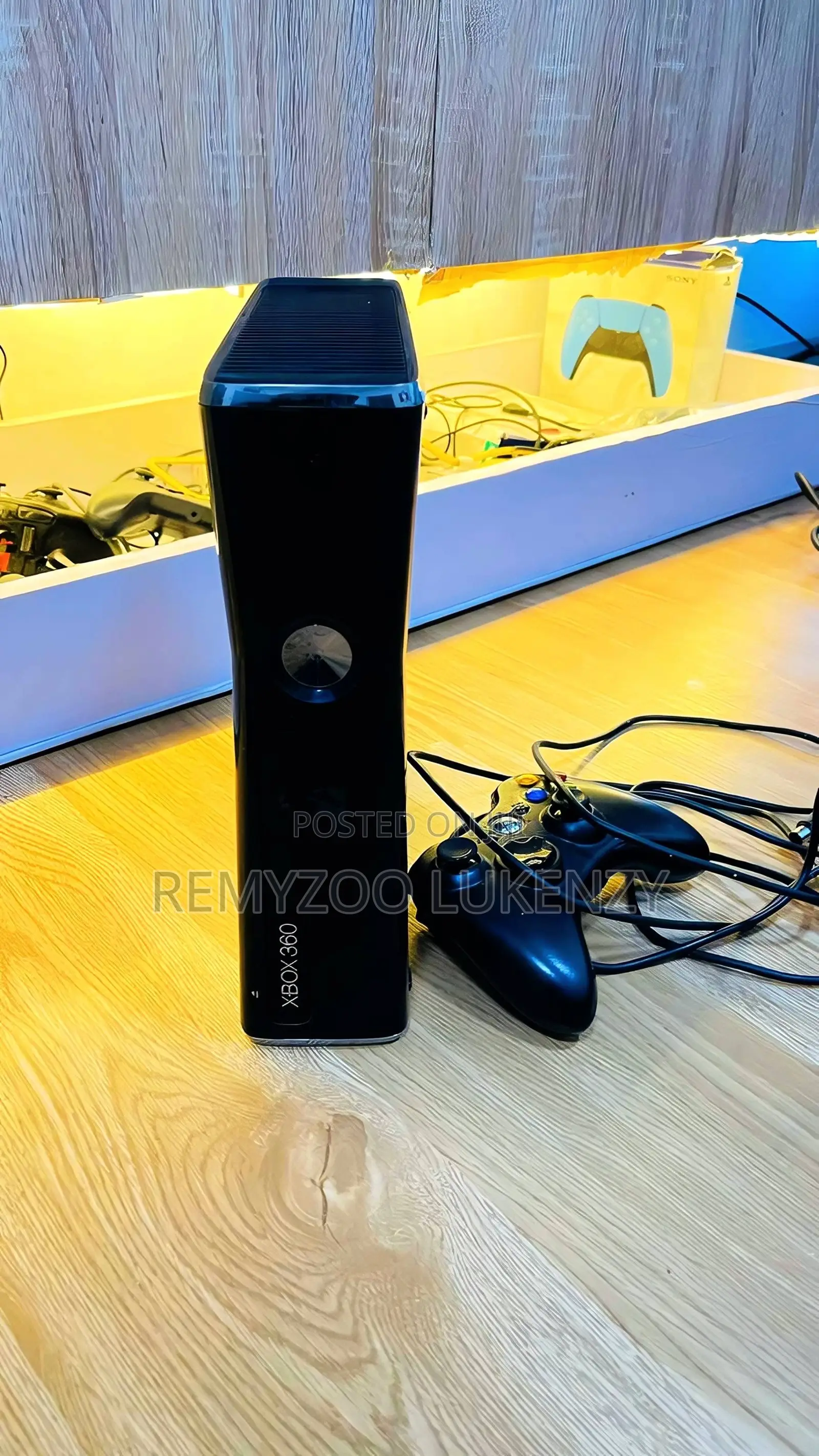 Xbox 360 Slim