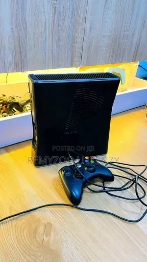 Xbox 360 Slim