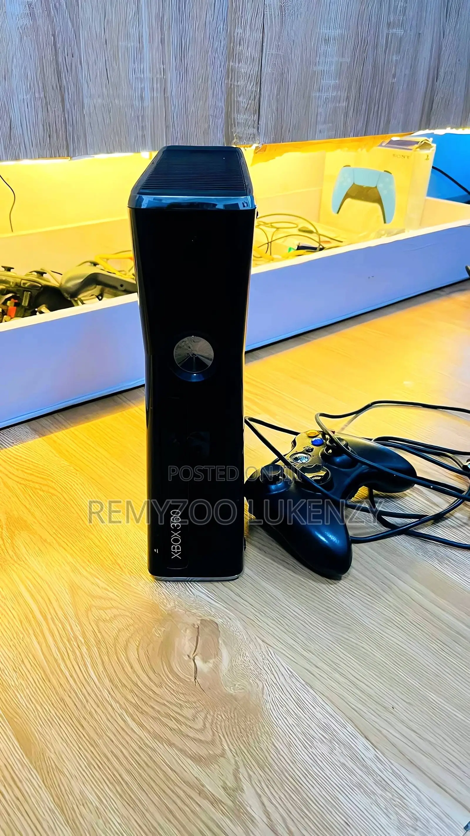 Xbox 360 Slim