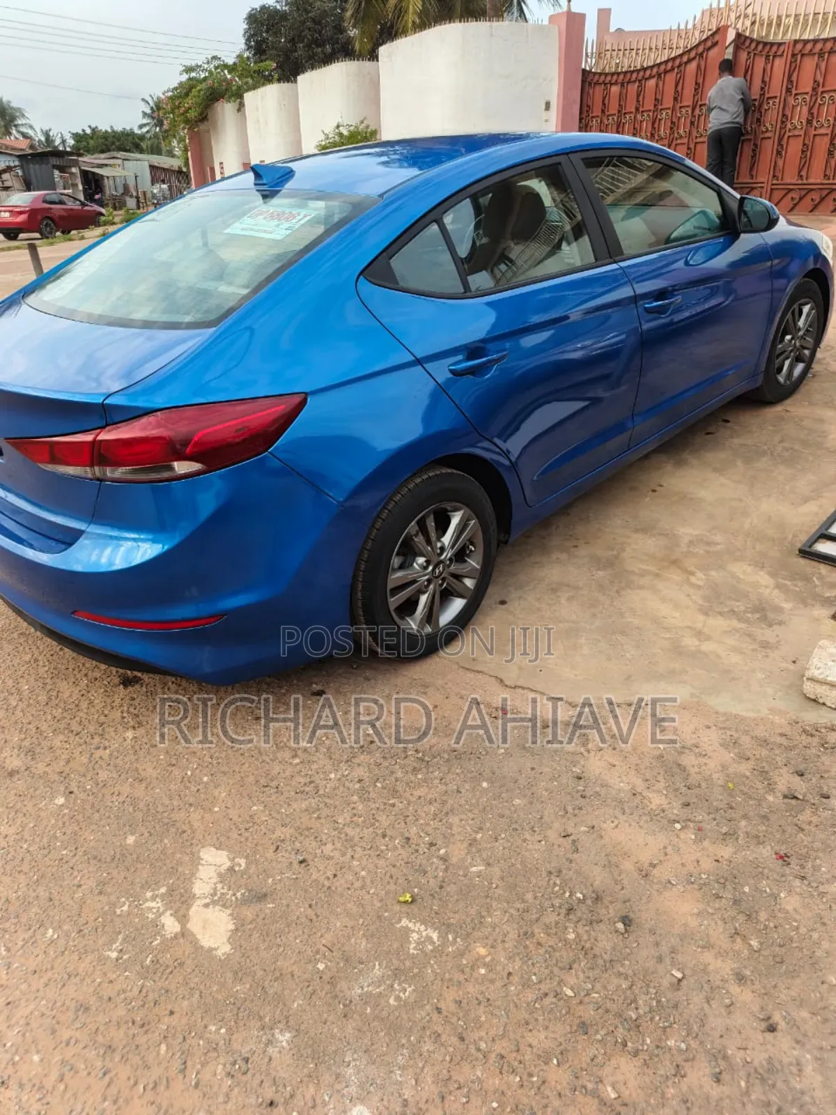 Hyundai Elantra Limited Sedan FWD (2.0L 4cyl 6A) 2017 Blue
