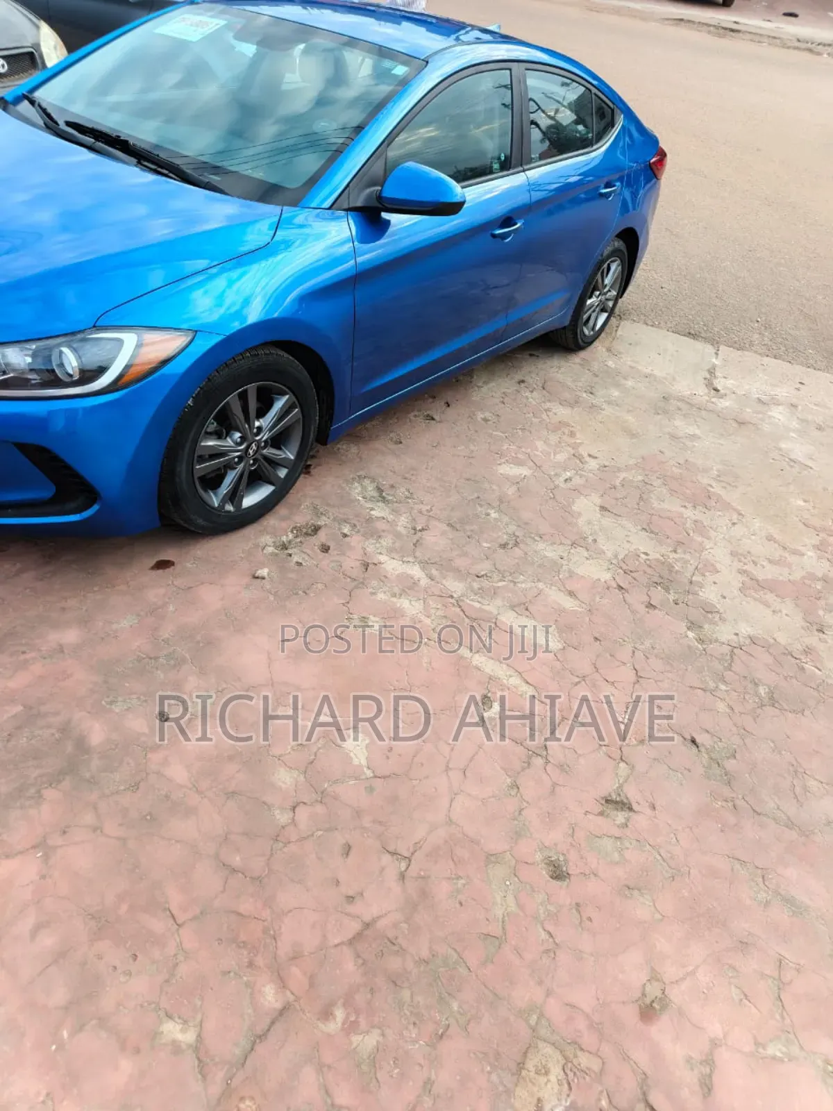 Hyundai Elantra Limited Sedan FWD (2.0L 4cyl 6A) 2017 Blue