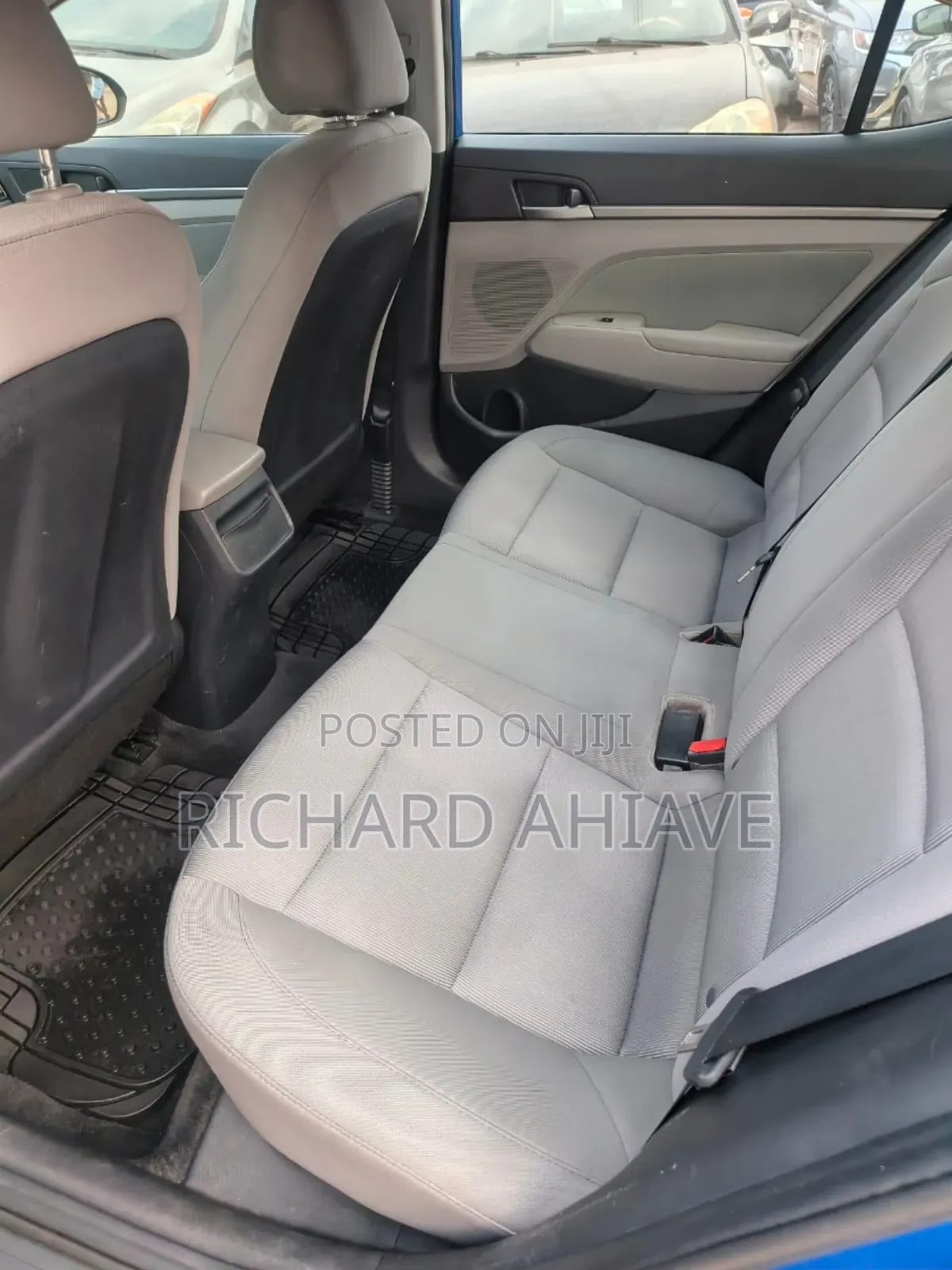 Hyundai Elantra Limited Sedan FWD (2.0L 4cyl 6A) 2017 Blue