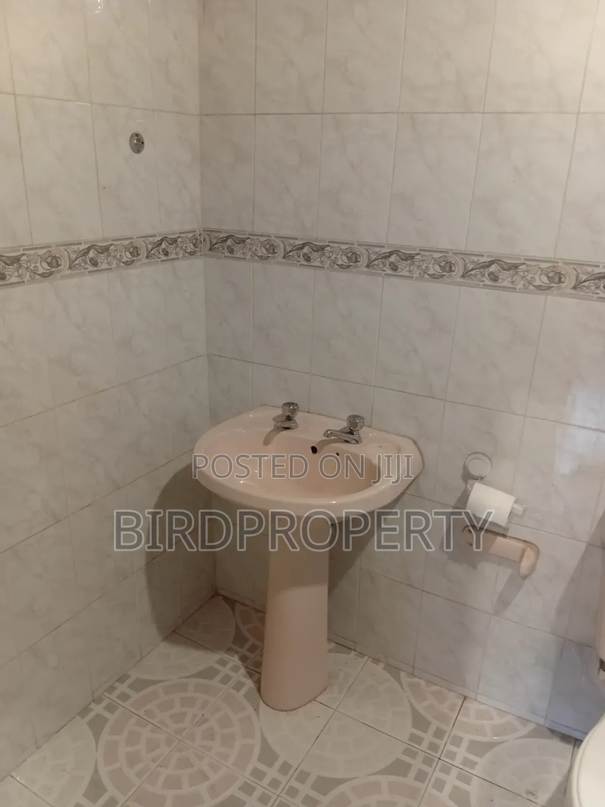 1bdrm Apartment in Bird-Group, American House for rent