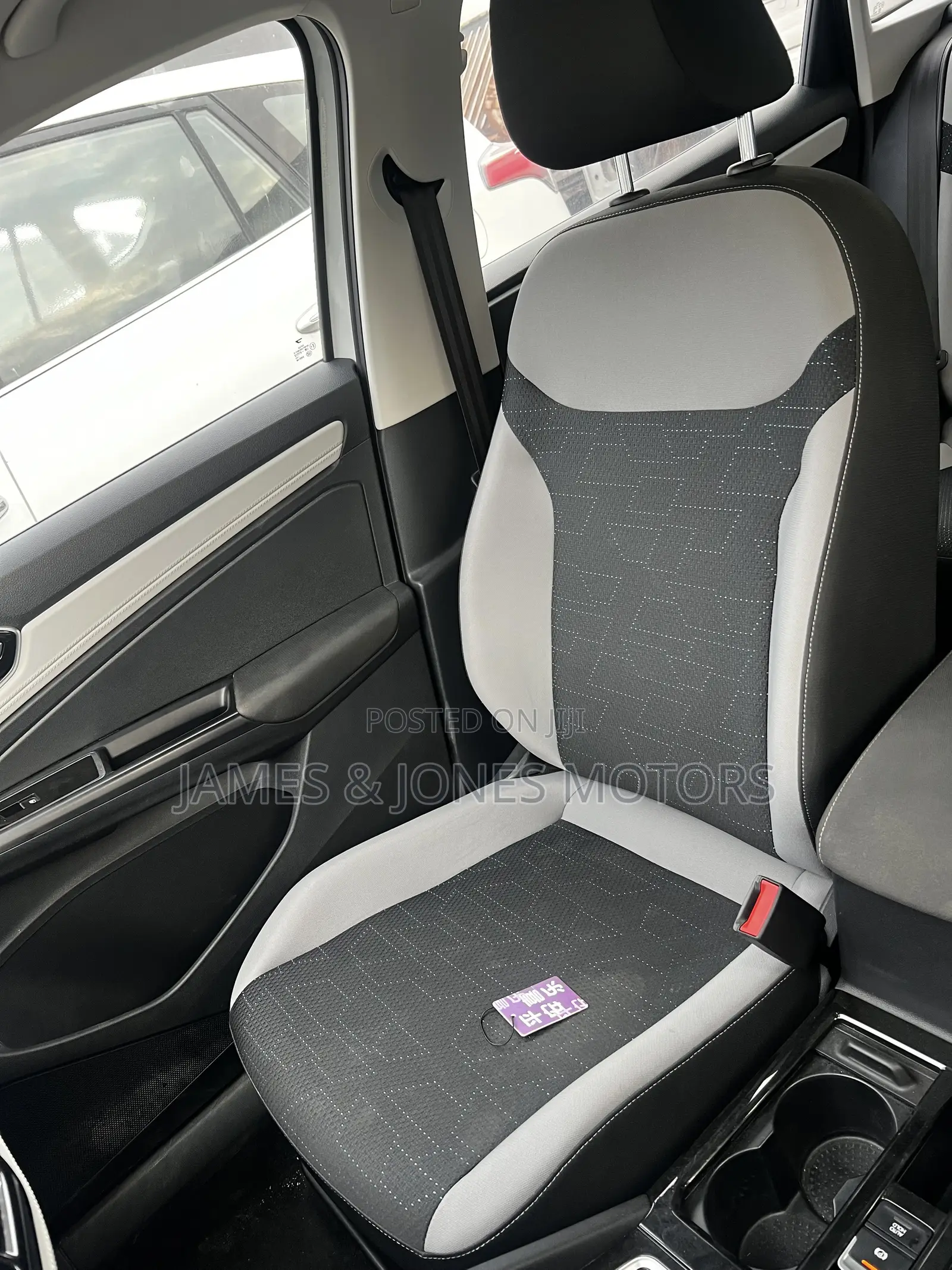 Volkswagen Jetta Sport Auto 2023 White