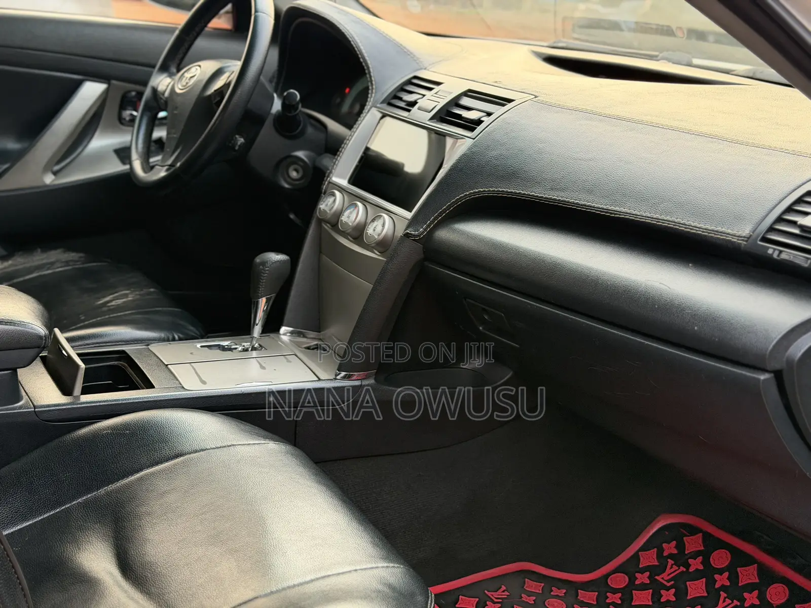 Toyota Camry SE 4dr Sedan (2.5L 4cyl 6A) 2011 White