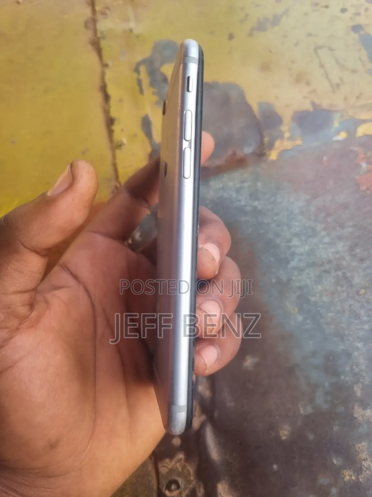 Apple iPhone 6 16 GB Silver