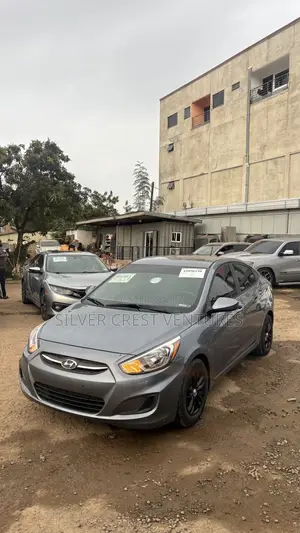 Hyundai Accent SE Sedan 2017 Gray