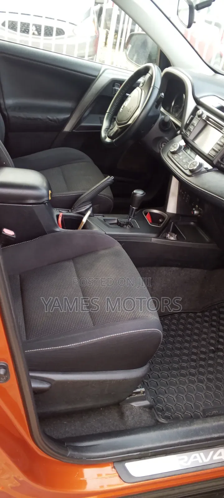Toyota RAV4 2016 Beige