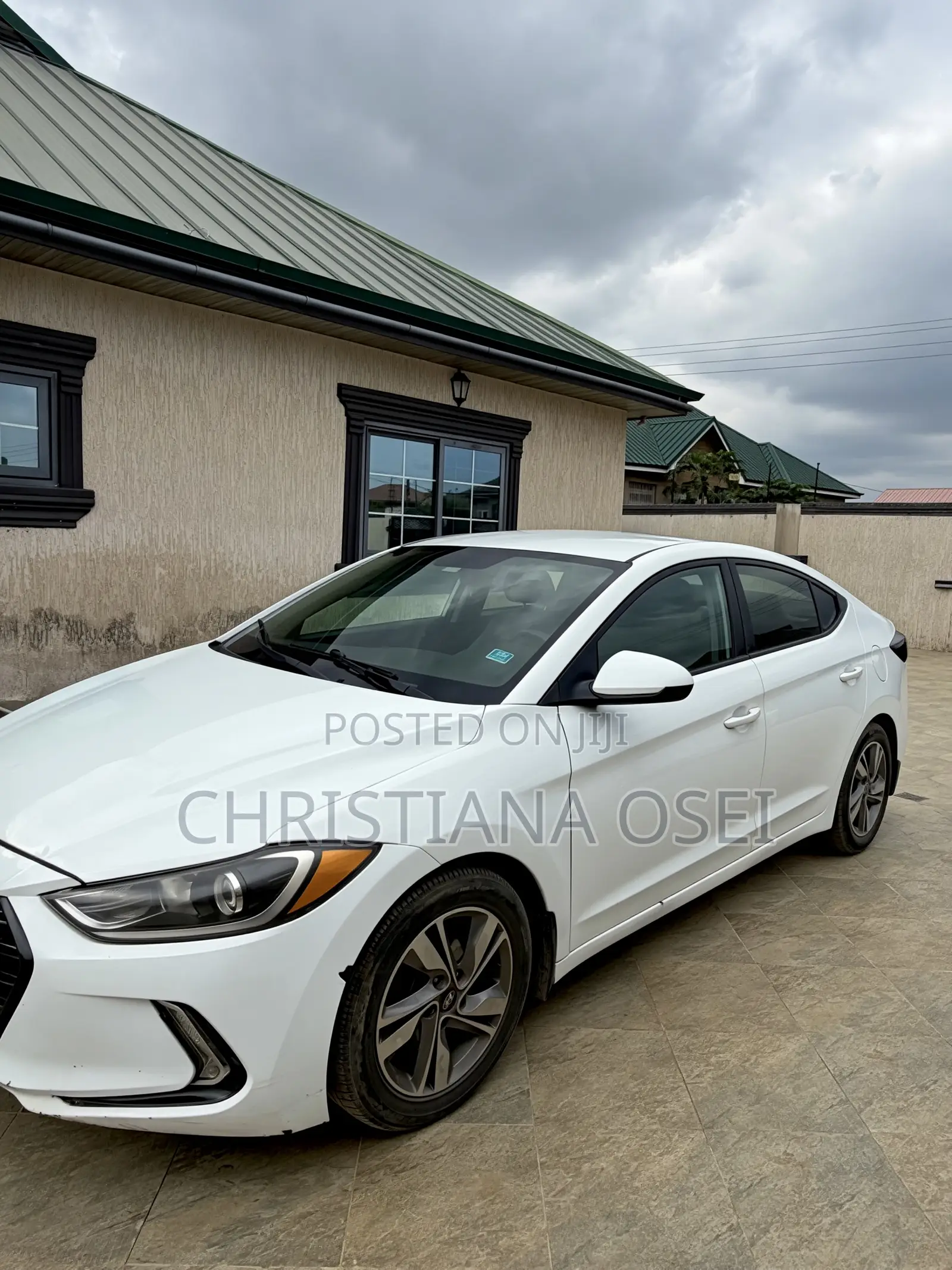 Hyundai Elantra SE Sedan FWD (2.0L 4cyl 6M) 2017 White