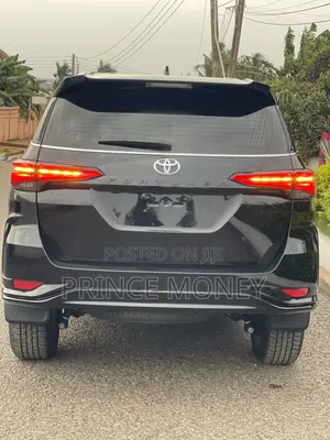 New Toyota Fortuner 2025 Black