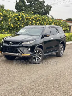 New Toyota Fortuner 2025 Black