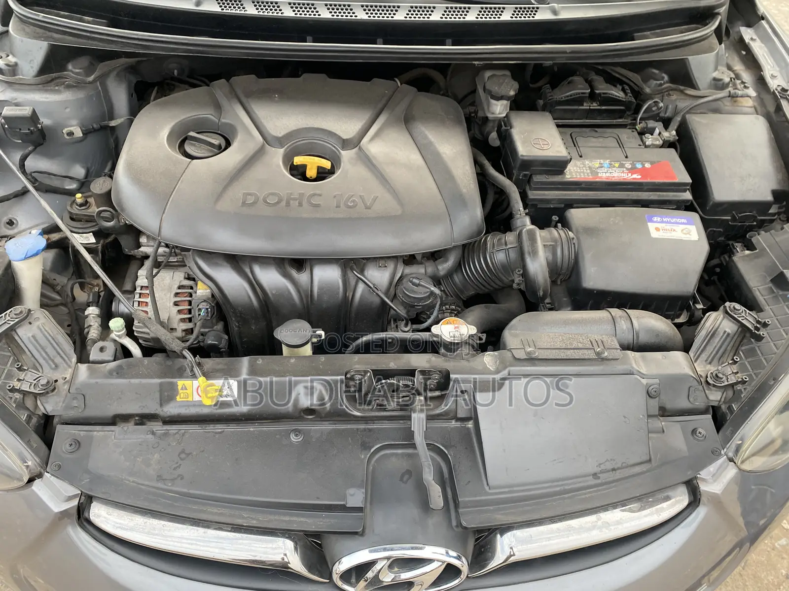 Hyundai Elantra Limited Sedan FWD (1.8L 4cyl 6A) 2016 Silver