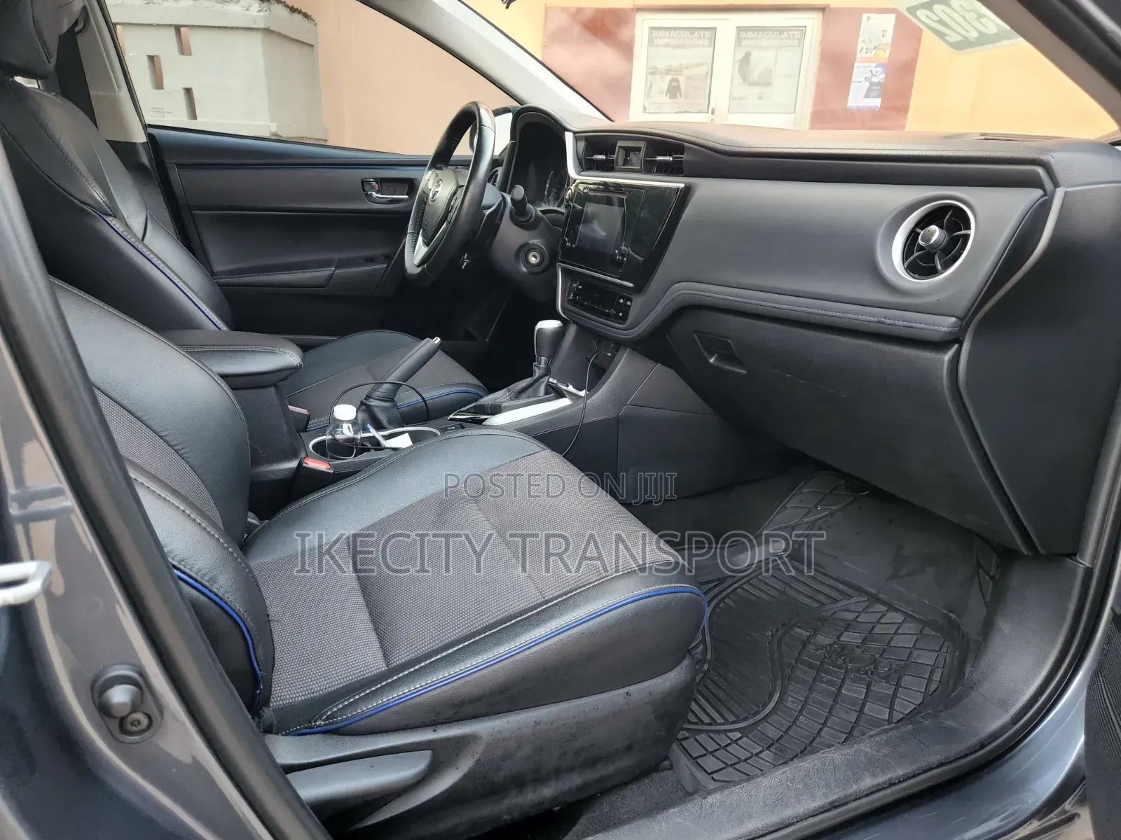 Toyota Corolla 2018 Gray