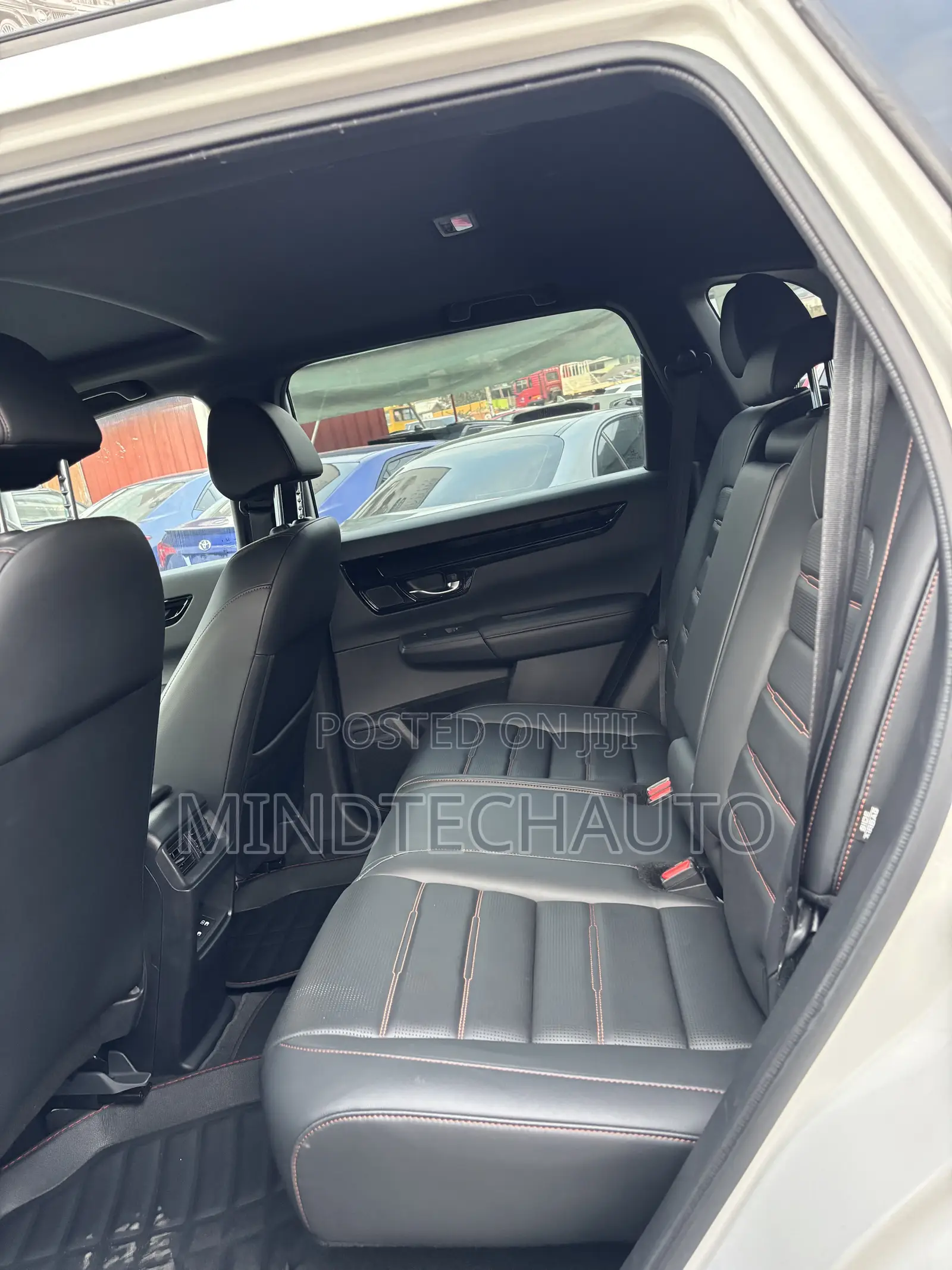Honda CR-V LX AWD 2024 White